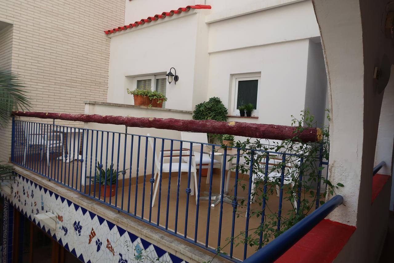 El Cami Hotel *